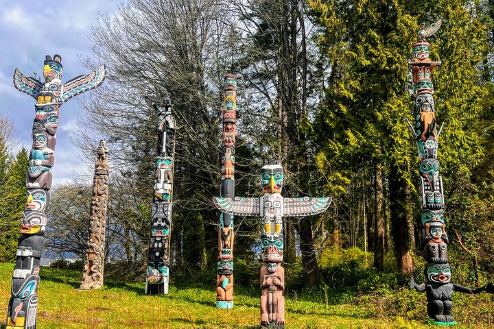 Vancouver, Grouse Mountain, Suspension &The Look Out Private Tour - Image 3