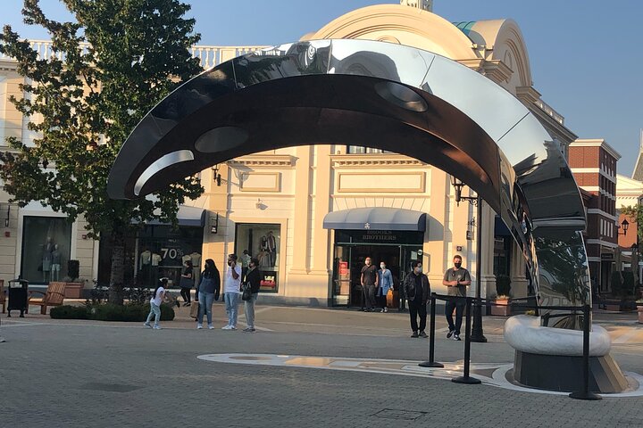 Vancouver Lay Over Shopping (Mc ArthurGlen Designer outlet Mall ) Tour Private - Image 2