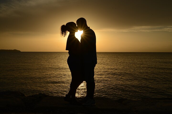 Vancouver Romantic Couple Luxury Tour Private - Image 2