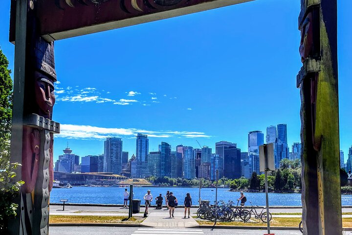 Vancouver Shore Excursion Pre Cruise city Tour & Airport Drop Off - Image 1