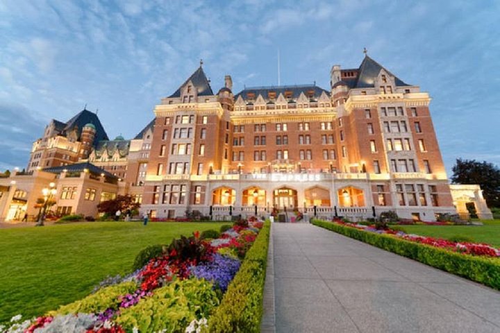 Vancouver to Victoria City with Butchart Gardens Tour - Image 2
