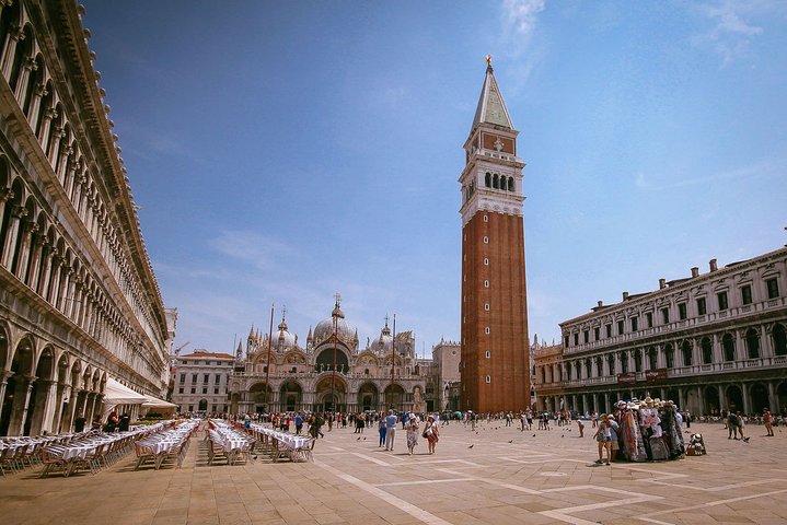 Best walking tour of Venice: main sights & secret spots known only by the locals - Image 2