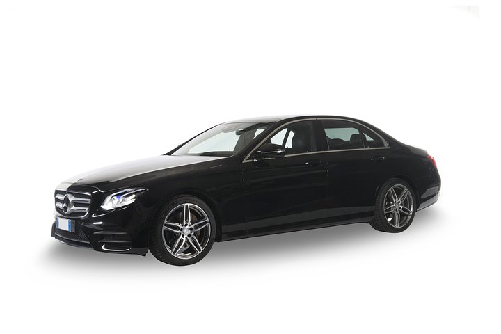Chauffeured service, Venice VCE M.Polo Airport - Cortina d'Ampezzo - Image 1
