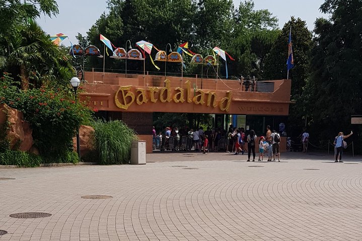 Gardaland full Day private transfers from Venice area and viceversa up8pax - Image 1