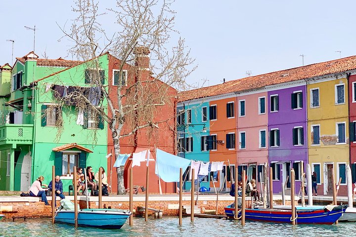 Grand Canal Boat Private Tour , Murano and Burano with lunch in a local restaurant - Image 5