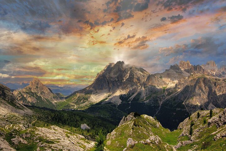 Private Tour from Venice, Italy to Salzburg, Austria - Image 1