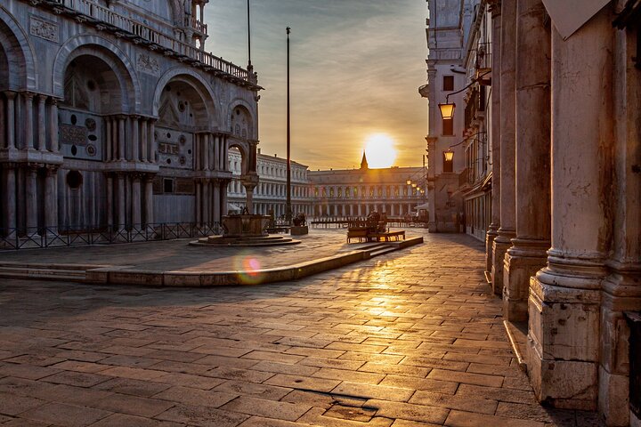 Private Venice of the Venetians Tour with Pickup - Image 2