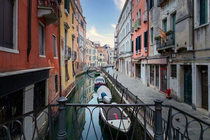 Private Venice of the Venetians Tour with Pickup - Image 4