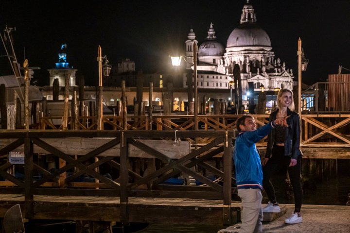 Venetian evening! - Image 1