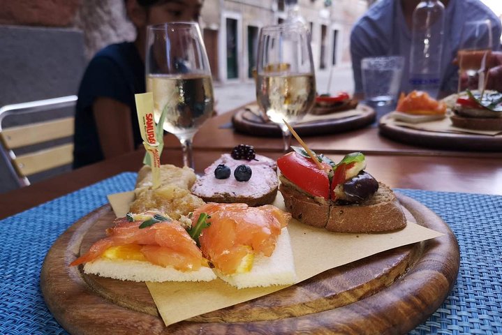Venice and Wine (Bakari Join-in Walking Tour) - Image 5