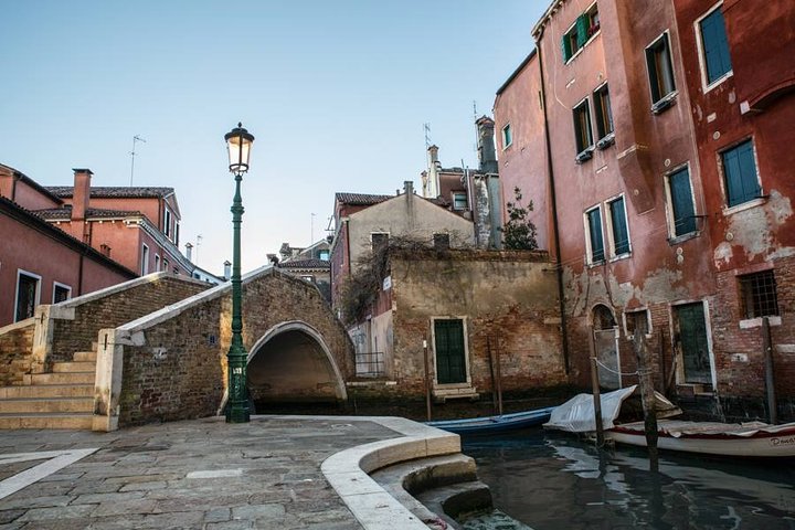 Venice Off the Beaten Path: private tour in Venice with a local - Image 3