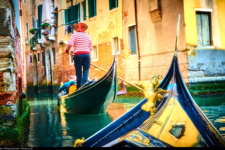 Venice: Private Gondola Tour - 30 minutes - Image 2