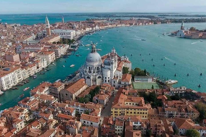 Venice Shared Arrival Transfer: Marittima Cruise Port to Central Venice - Image 3