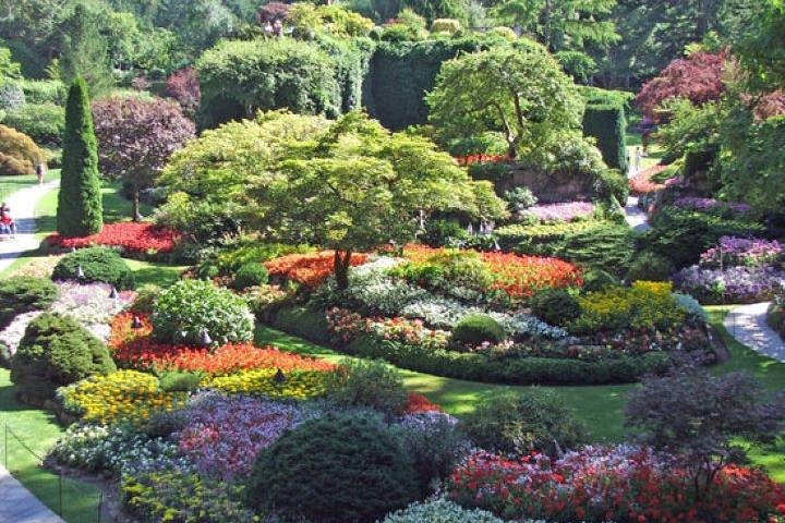 Butchart Gardens and City Tour - Image 1