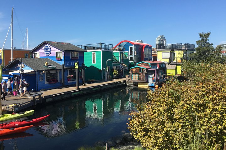 Enjoy A Private Tour of Beautiful Victoria! - Image 5