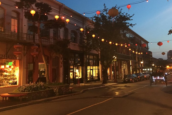 Enjoy A Private Tour of Beautiful Victoria! - Image 3