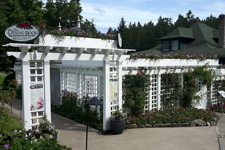 Private Butchart Gardens + Gardens at HCP Tour - Image 4