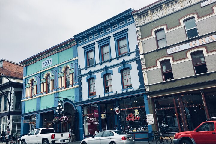 Private Tour of Victoria and to Butchart Gardens - Image 5