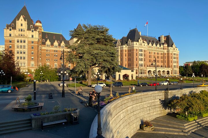 Private Tour of Victoria and to Butchart Gardens - Image 3