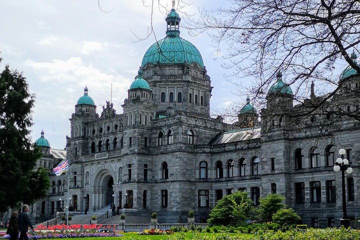 The Ultimate Group Package Tour of Victoria - Image 3