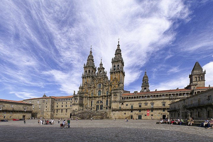Santiago de Compostela Private Tour from Vigo with Hotel or Port Pick-up - Image 1