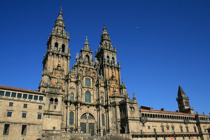 Santiago de Compostela Private Tour from Vigo with Hotel or Port Pick-up - Image 3