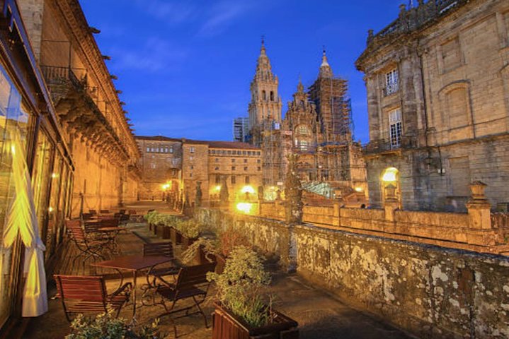 Vigo Shore Excursion: Small Group Santiago De Compostela Full Day Tour - Image 4