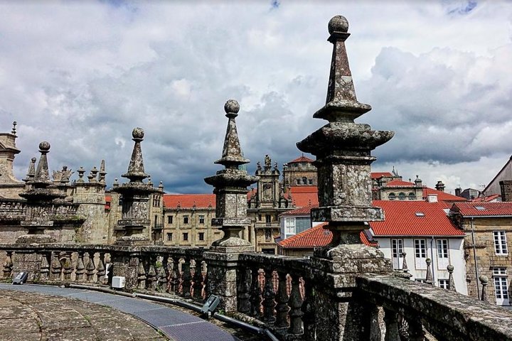 Vigo Shore Excursion: Small Group Santiago De Compostela Full Day Tour - Image 2