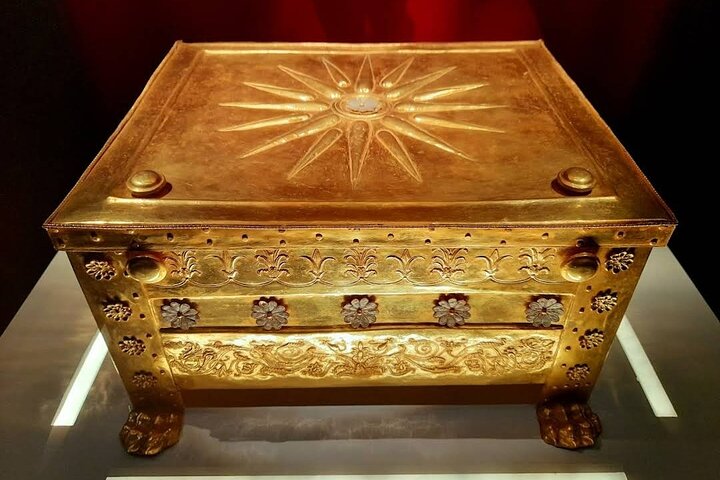 Glorious touch from the past ! Vergina from Volos - Image 3