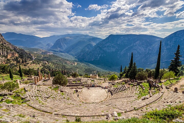Private to Delphi ! from Volos - Image 3