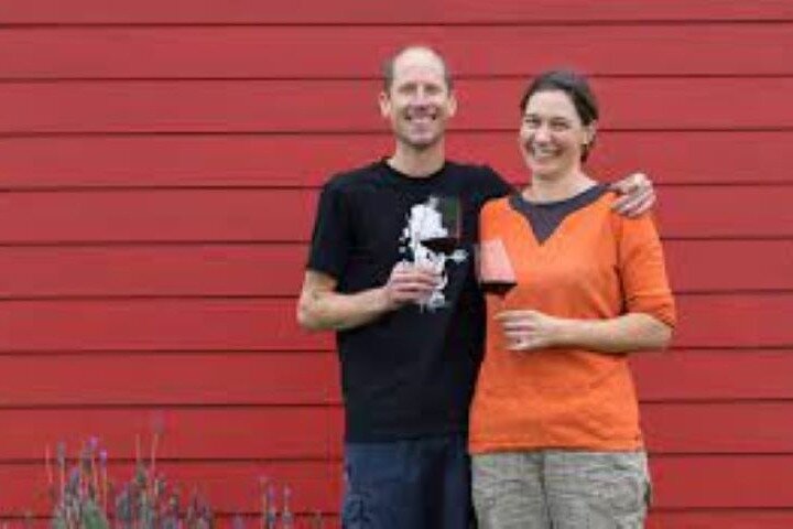5 hour Martinborough private 3 wine tastings tour with lunch - Image 4