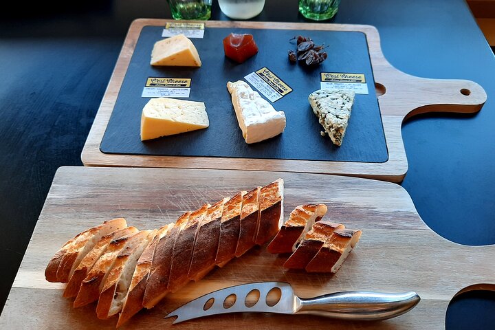 Martinborough Foodie Half Day Tour - Image 1