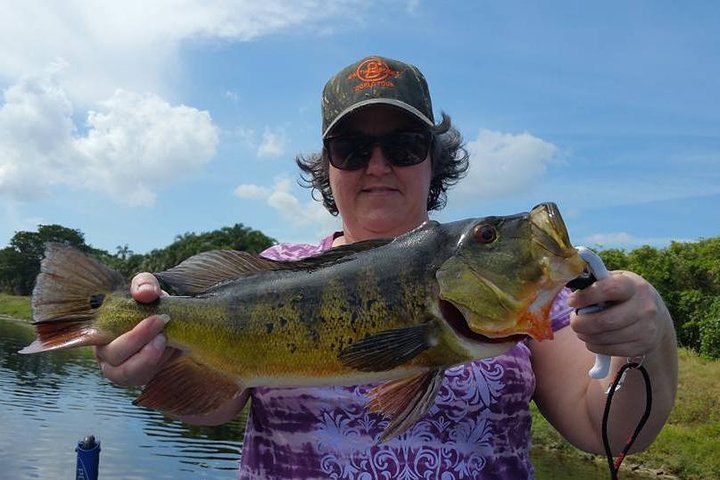 8 Hour Peacock Bass Fishing Trip Near Palm Beach - Image 1