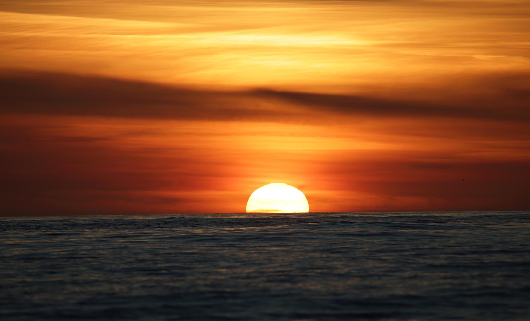 Private Sunset Yacht Cruise - Image 1