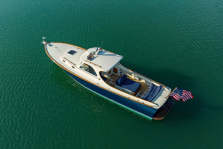 Classic Yacht Charter around Wrightsville Beach - Image 2