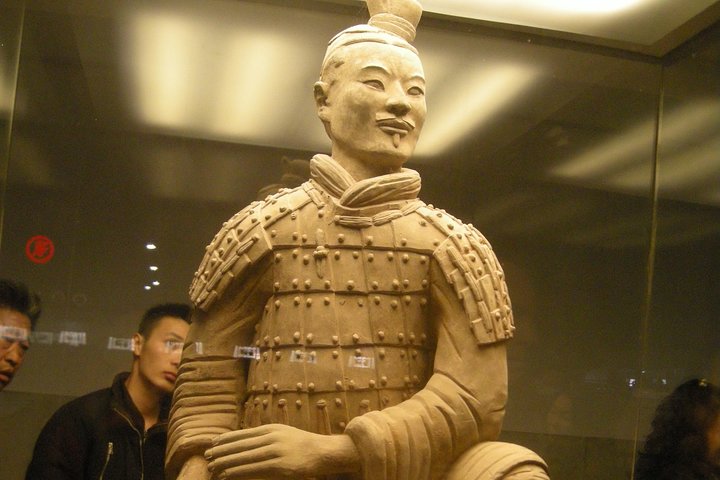 Xi'an Railway Station Pick up and Terracotta Warriors Museum Day Tour - Image 1