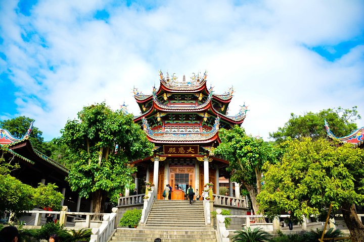 2 Days Xiamen tour to discover highlights of Xiamen and Tianluokeng Tulou - Image 3