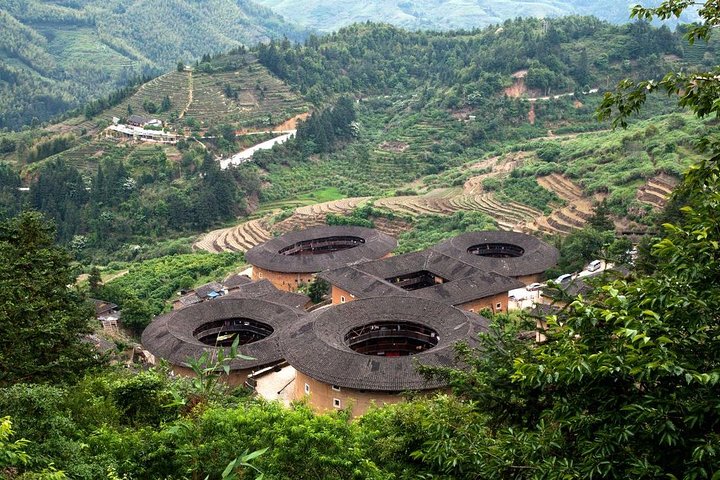 Private Day Tour To Tianluokeng Tulou from Xiamen Including Lunch - Image 1