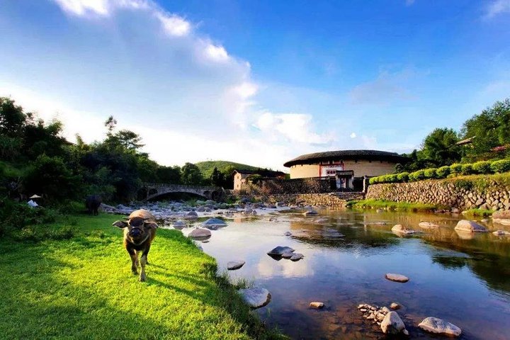 Private Full-Day trip to Fujian Hakka Tulou and a White-Water Rafting  - Image 2