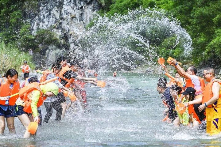 Private Full-Day trip to Fujian Hakka Tulou and a White-Water Rafting  - Image 3