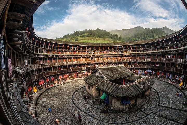 Private Full-Day trip to Fujian Hakka Tulou and a White-Water Rafting  - Image 4