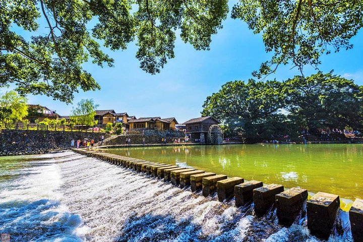 Tour Guide and Car: Private Day Tour to Tianluokeng Tulou and Yunshuiyao Village - Image 1