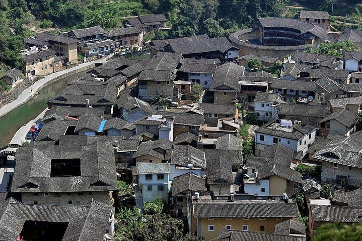 Xiamen Private Day Tour to Tianluokeng Tulou Cluster and Hekeng Tulou - Image 2