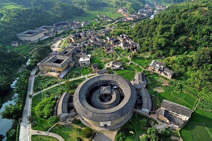 Xiamen Private Day Tour to Tianluokeng Tulou Cluster and Hongkeng Tulou - Image 3