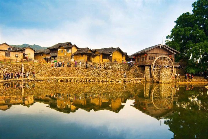 Xiamen Private Day Tour to Yunshuiyao Ancient Village and Gaobei Tulou Cluster - Image 1