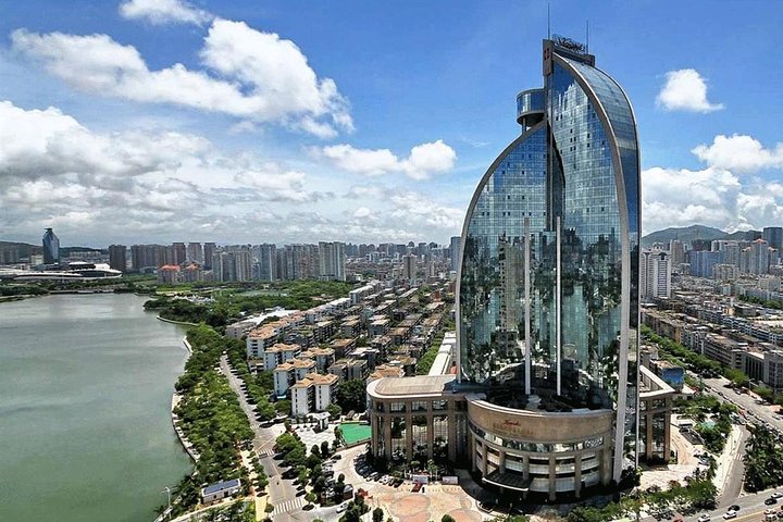Xiamen Private English Interpreter Service - Image 4