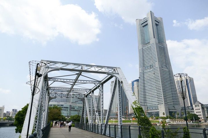 Yokohama / Kamakura Half-Day Private Trip with Government-Licensed Guide - Image 1