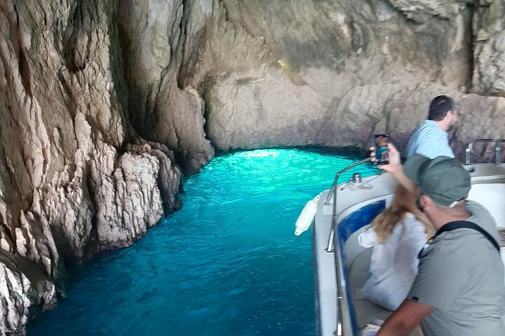 Small Group Tour Shipwreck Beach & Blue Caves (Land & Sea) - Image 3