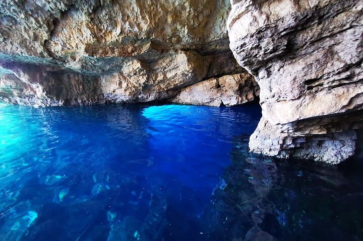 VIP All Day Small Group Tour to Shipwreck-Blue Caves-View point - Image 4