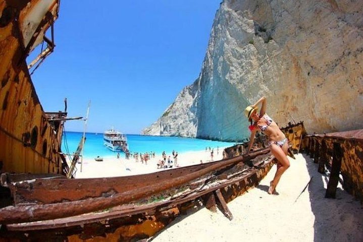 VIP Full Day Tour Shipwreck Blue Caves and top view - Image 2